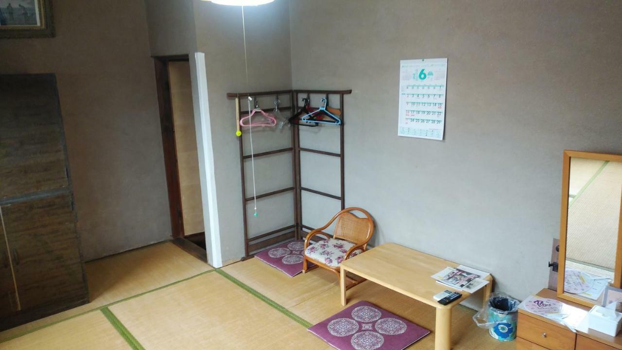 Walking Pilgrimage Hotel Tokiwa Ryokan Ozu  Екстериор снимка