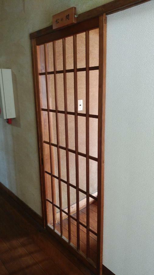 Walking Pilgrimage Hotel Tokiwa Ryokan Ozu  Екстериор снимка