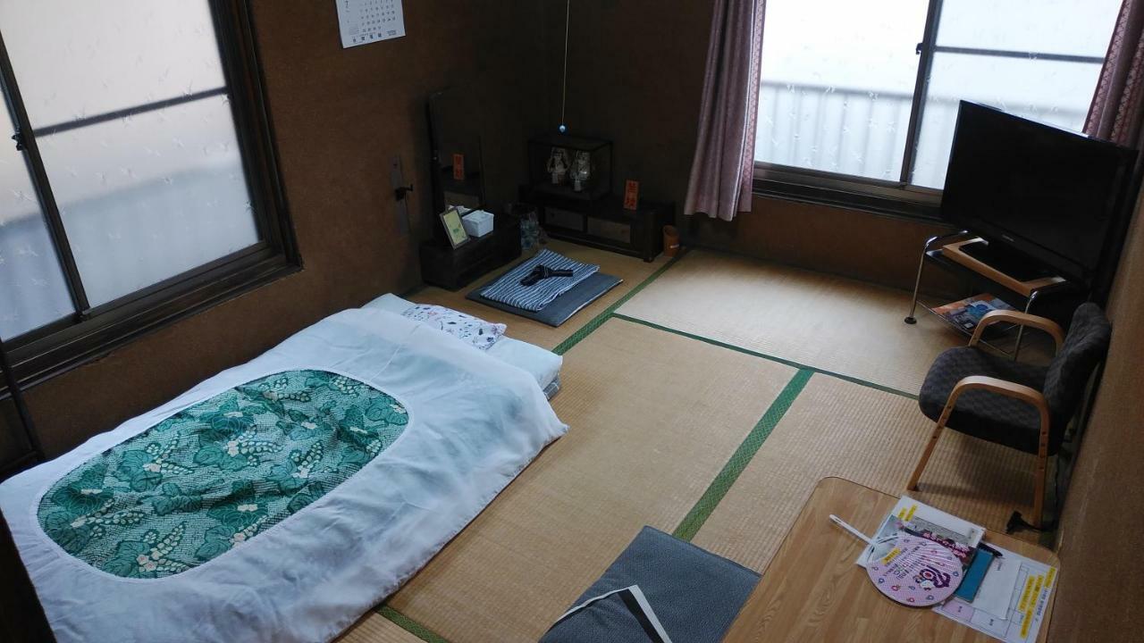 Walking Pilgrimage Hotel Tokiwa Ryokan Ozu  Екстериор снимка