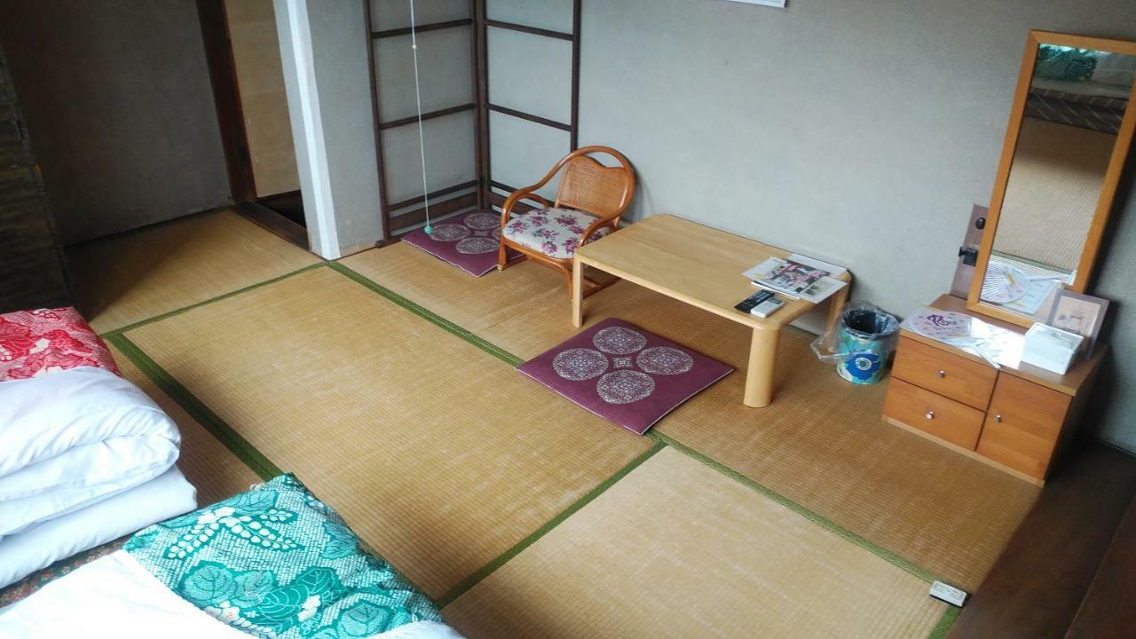 Walking Pilgrimage Hotel Tokiwa Ryokan Ozu  Екстериор снимка
